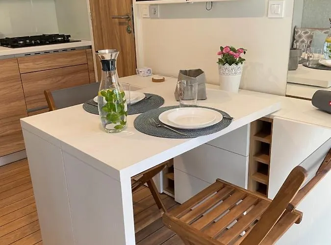 Rovinia Mobile Camping *