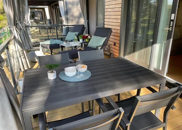 캠프장 Rovinia Mobile